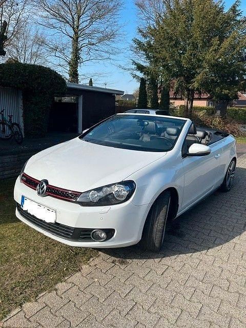 Gebraucht VW Golf Cabriolet Basis 160 PS (117 kW) 2012 Weiß Cabrio