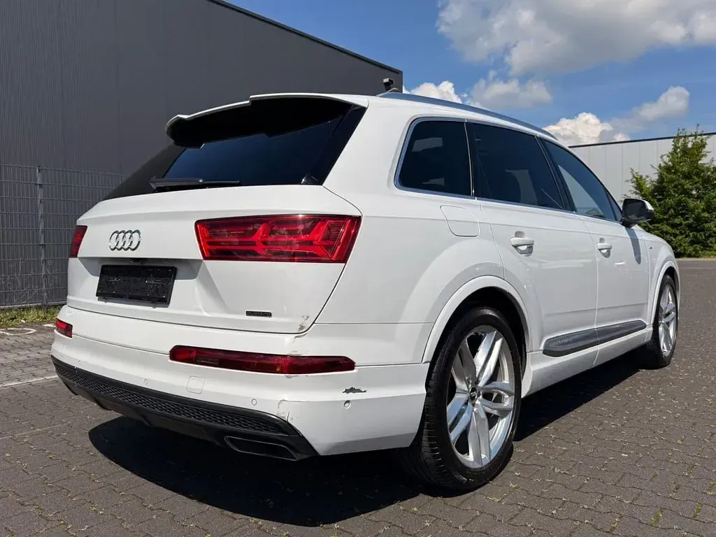 Gebraucht Audi Q7 Exclusive 272 PS (200 kW) 2015 Weiß SUV