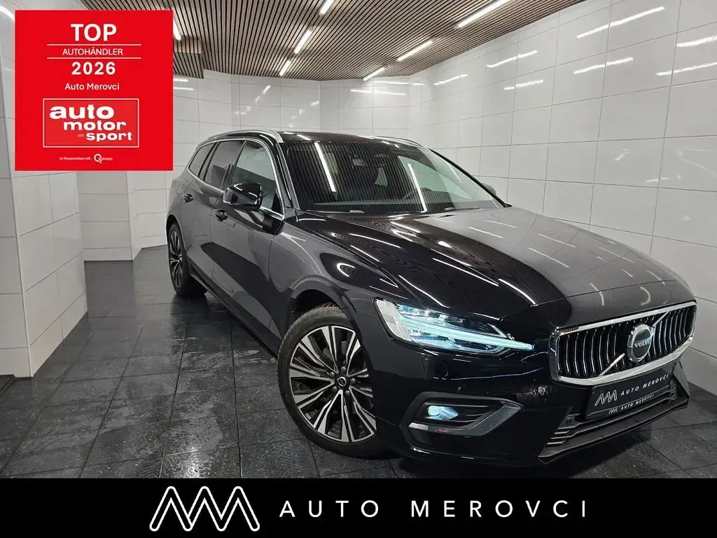 Gebraucht Volvo V60 Plus 197 PS (144 kW) 2022 Onyx black Kombi