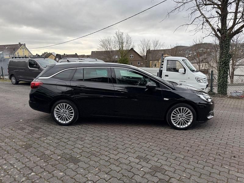 Gebraucht Opel Astra 122 PS (89 kW) 2021 Schwarz Kombi