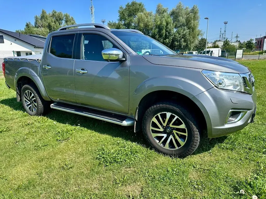 Gebraucht Nissan Navara N-Connecta 190 PS (139 kW) 2019 Grau Pickup