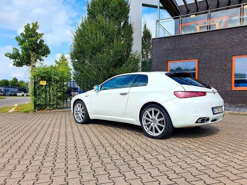 Gebraucht Alfa Romeo Brera 170 PS (125 kW) 2010 Weiß Coupé