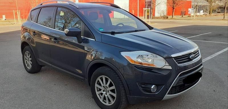 Gebraucht Ford Kuga 140 PS (102 kW) 2010 Blau SUV