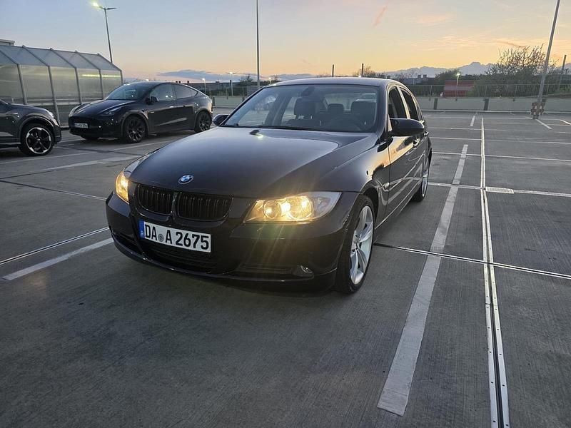 Gebraucht BMW 320 150 PS (110 kW) 2006 Schwarz Limousine