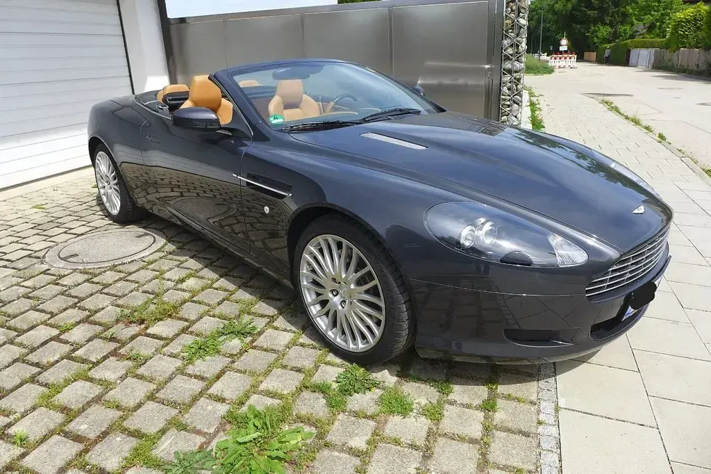Gebraucht Aston Martin DB9 476 PS (350 kW) 2010 Grau Cabrio