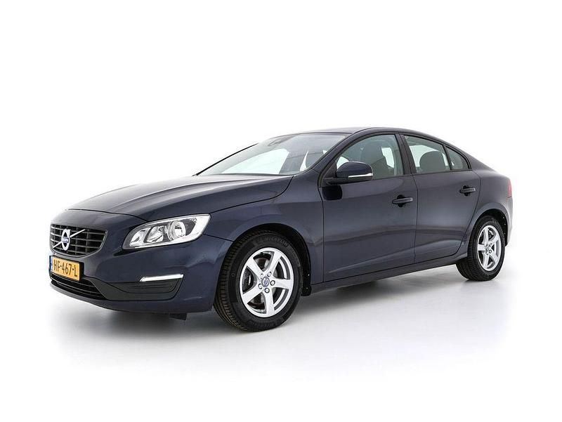 Gebraucht Volvo S60 Business Edition 190 PS (139 kW) 2015 Blau Limousine