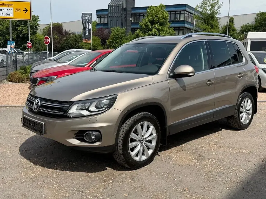 Gebraucht VW Tiguan Style 140 PS (102 kW) 2012 Beige SUV