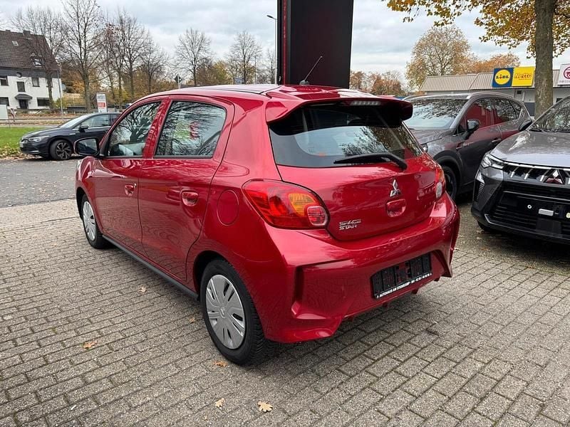 Gebraucht Mitsubishi Space Star Select 71 PS (52 kW) 2023 Rot Kleinwagen