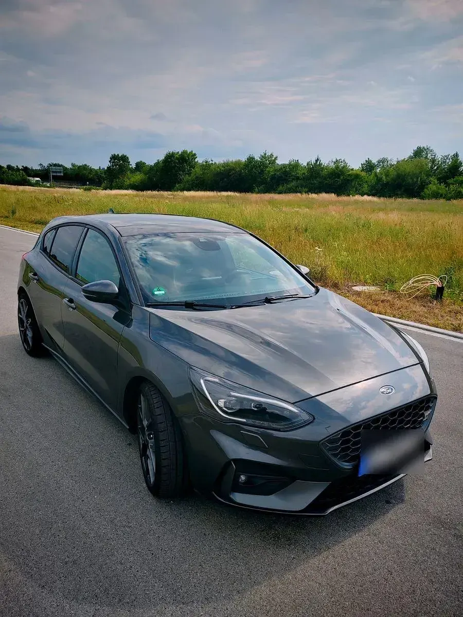 Gebraucht Ford Focus ST 280 PS (205 kW) 2019 Grau Limousine