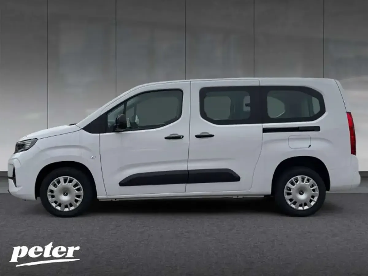Neu Opel Combo Life Edition 131 PS (96 kW) 2025 Lackierung weiss icy/typ ausse Van / Kleinbus