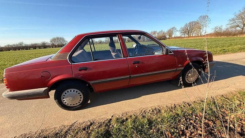 Gebraucht Opel Ascona 75 PS (55 kW) 1986 Rot Limousine