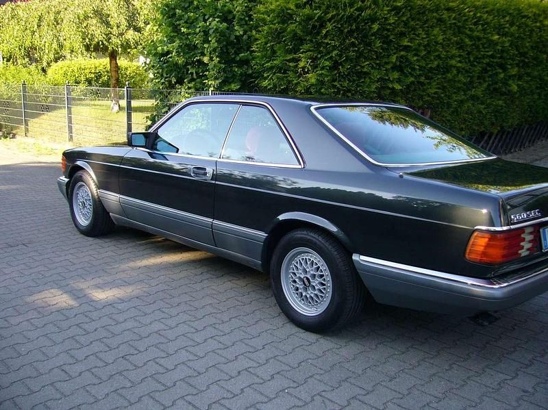 Gebraucht Mercedes 560 299 PS (219 kW) 1989 Schwarz Coupé