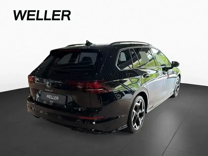 Gebraucht VW Golf VIII R-line 150 PS (110 kW) 2025 Andere Kombi