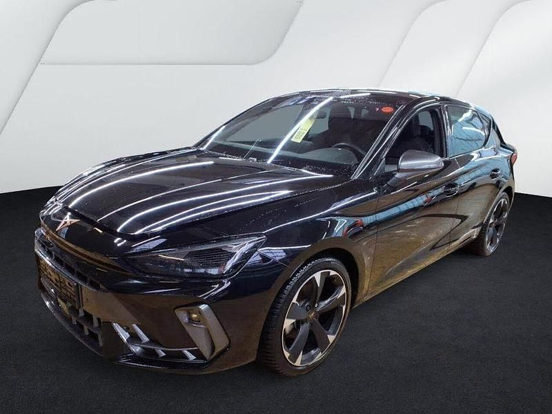 Gebraucht Cupra Leon 150 PS (110 kW) 2025 Midnight schwarz metallic Limousine