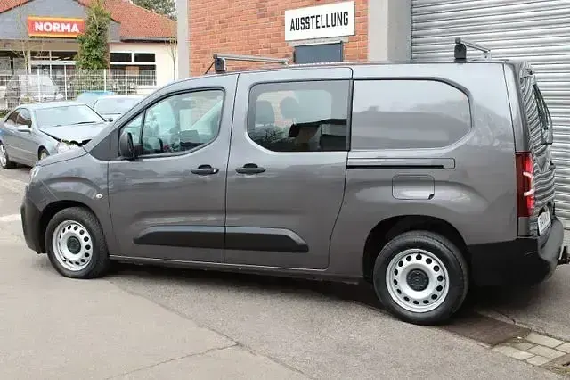 Gebraucht Citroën Berlingo 131 PS (96 kW) 2020 Grau Van / Kleinbus