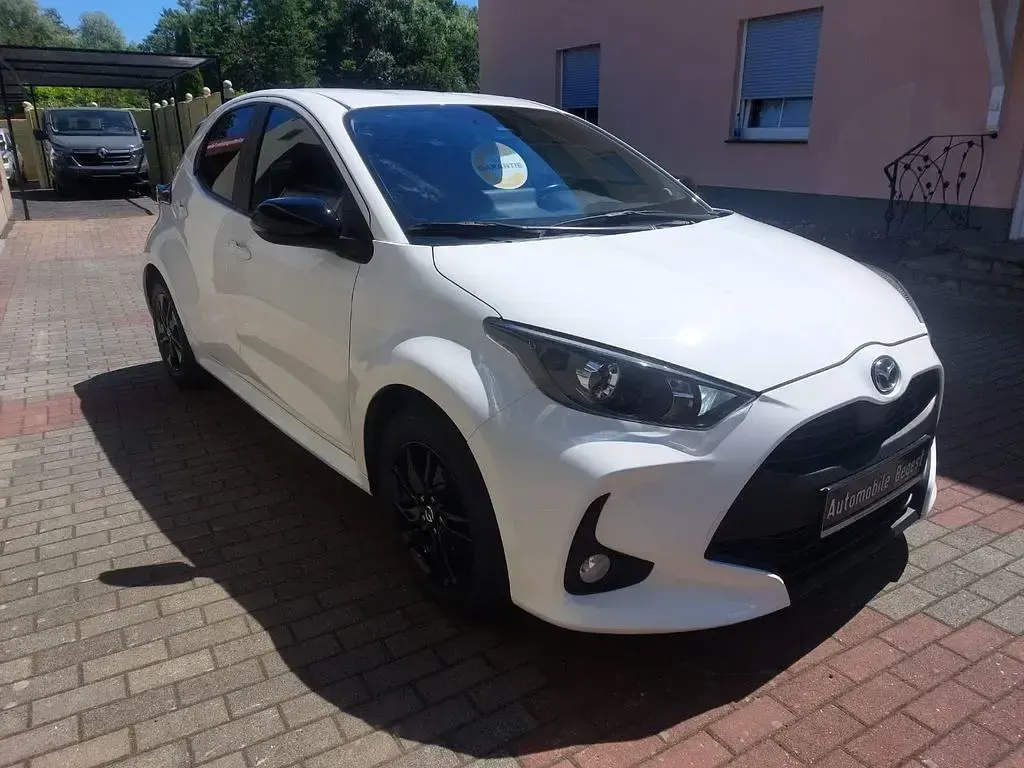 Gebraucht Mazda 2 116 PS (85 kW) 2022 Weiß Limousine