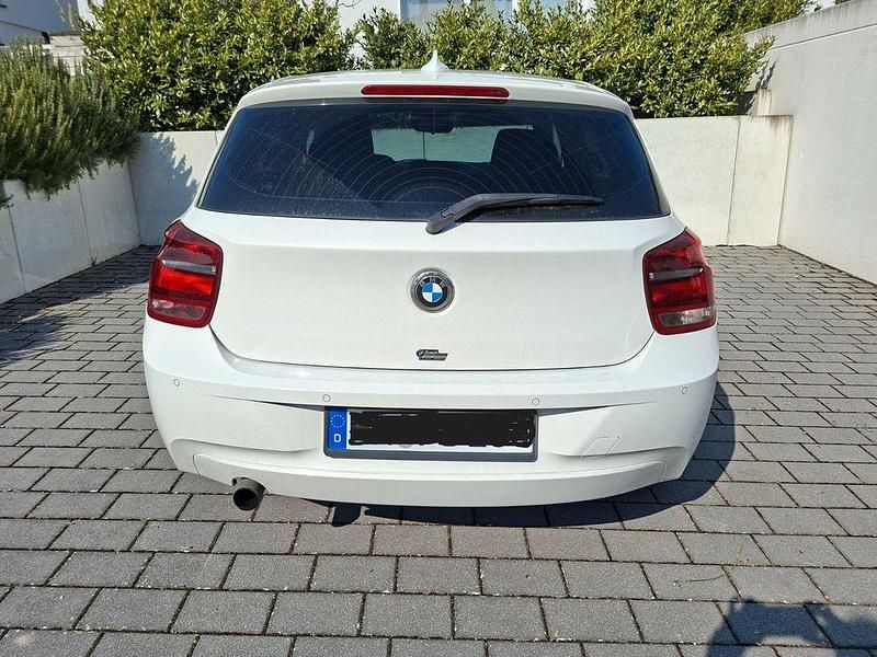 Gebraucht BMW 116 136 PS (100 kW) 2013 Weiß Kleinwagen