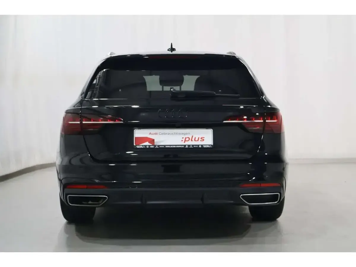 Gebraucht Audi A4 S-Line 204 PS (150 kW) 2025 Schwarz Limousine