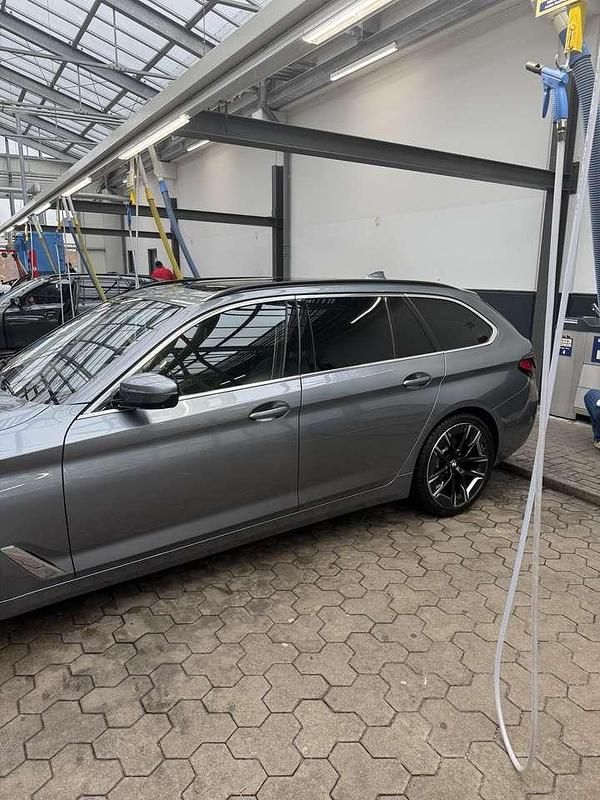 Gebraucht BMW 530 Luxury Line 252 PS (185 kW) 2020 Grau Kombi