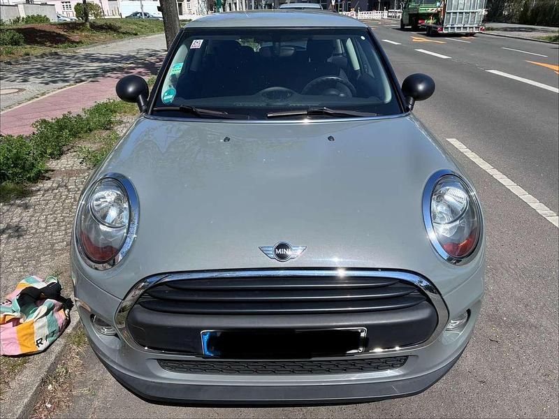 Usado Mini ONE 102 HP (75 kW) 2016 Cinzento Citadino