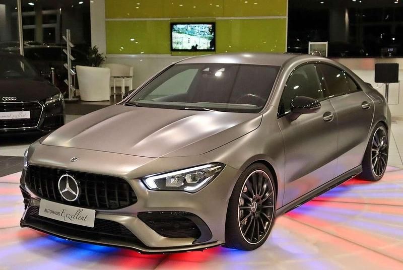 Mountaingrau magno Gebraucht 2019 Mercedes CLA35 AMG AMG Coupé | 37.850 € (Fairer Preis) - Bild 1/4