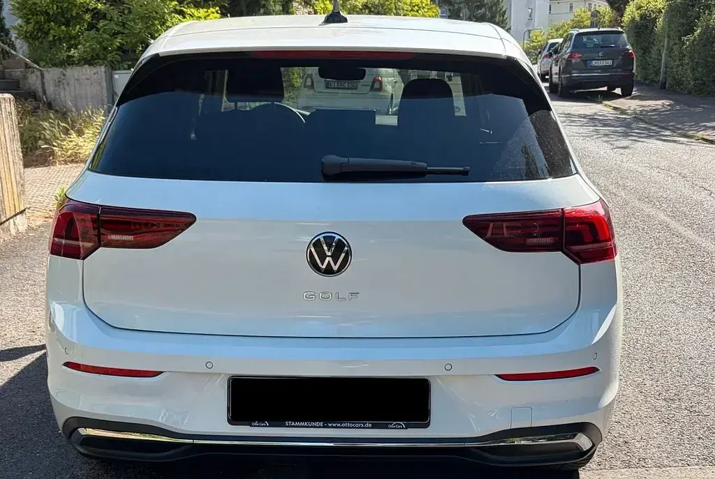 Gebraucht VW Golf VIII Goal 150 PS (110 kW) 2025 Weiß Limousine
