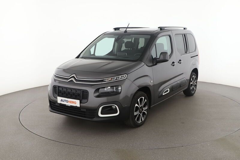 Grau Gebraucht 2020 Citroën Berlingo Shine Van / Kleinbus | 18.420 € (Fairer Preis) - Bild 1/4