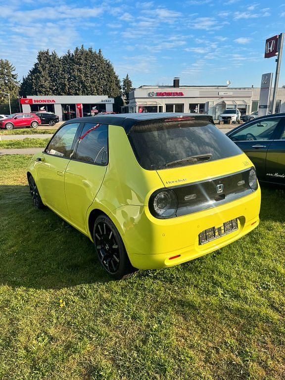 Gebraucht Honda e Advance 113 kW (154 PS) 2022 Gelb Kleinwagen