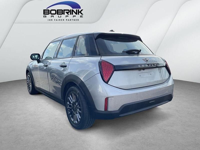 Gebraucht Mini Cooper Classic 156 PS (114 kW) 2025 Silber Kleinwagen