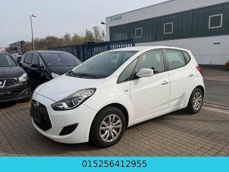 Gebraucht Hyundai ix20 Classic 90 PS (66 kW) 2016 Weiß Kleinwagen