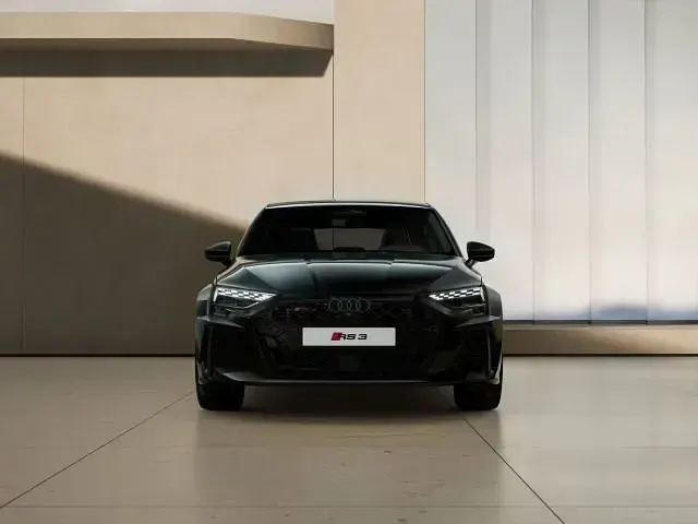 Neu Audi RS3 Ambiente 400 PS (294 kW) 2026 Mythosschwarz metallic Limousine