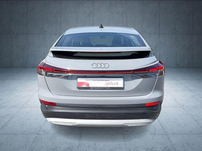 Gebraucht Audi Q4 Sportback e-tron Ambiente 125 kW (170 PS) 2022 Kieselgrau SUV