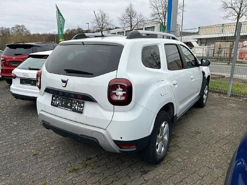 Gebraucht Dacia Duster Comfort 114 PS (83 kW) 2019 Gletscherweiss SUV