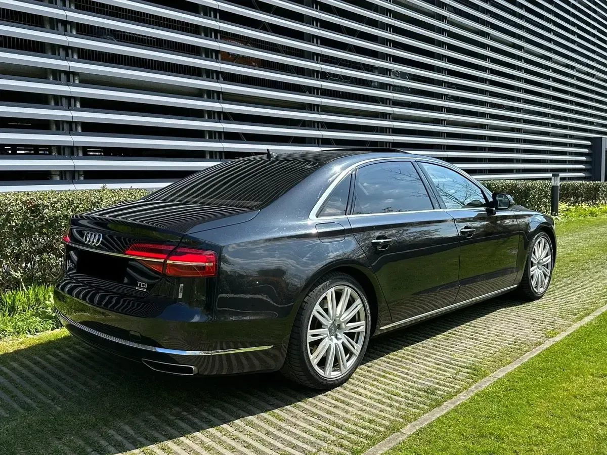 Gebraucht Audi A8L Design 385 PS (283 kW) 2015 Schwarz Limousine