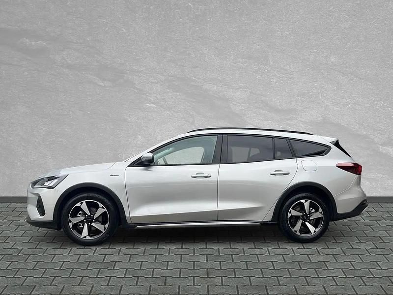 Neu Ford Focus Active 125 PS (91 kW) 2025 Polarsilber metallic Limousine