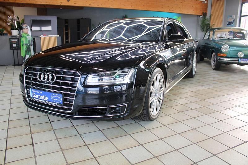 Schwarz Gebraucht 2015 Audi A8 Ambiente Limousine | 21.999 € (Fairer Preis) - Bild 1/4