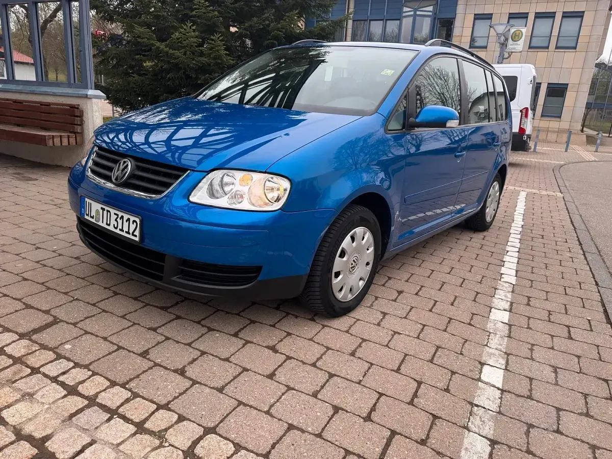 Używany VW Touran 101 KM (74 kW) 2003 Niebieski Minivan