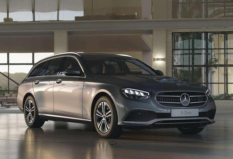 Grau Gebraucht 2020 Mercedes E200 Exclusive Kombi | 32.750 € (Etwas zu teuer) - Bild 1/4