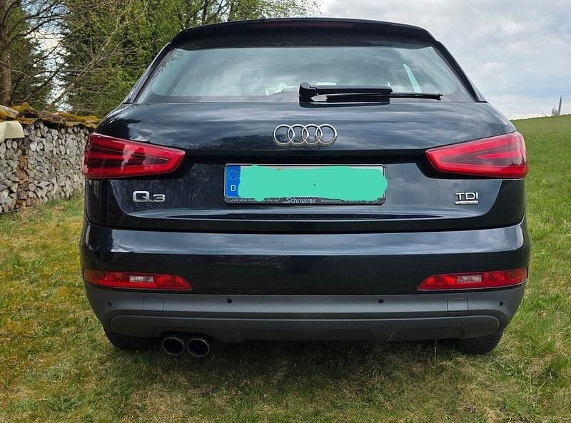 Second-hand Audi Q3 177 CP (130 kW) 2012 Albastru SUV