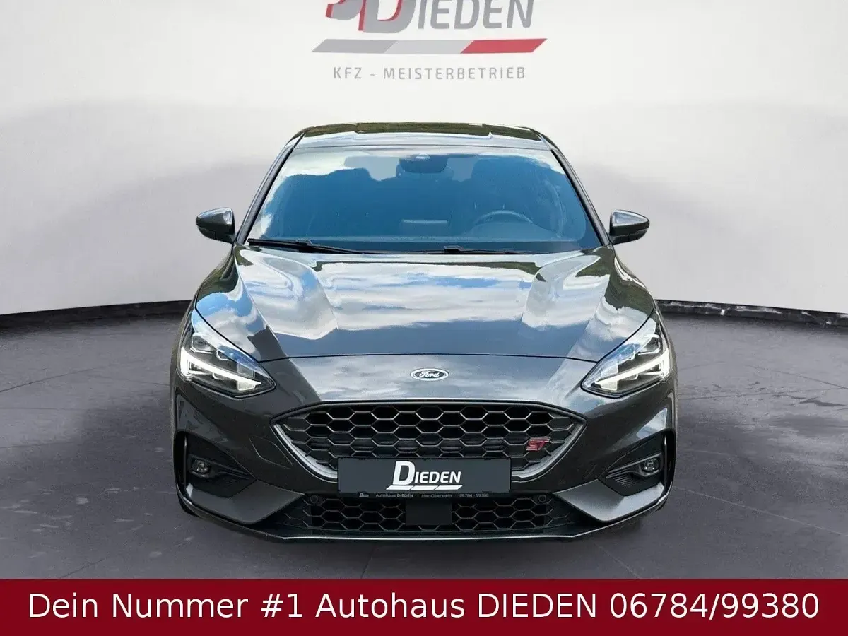Gebraucht Ford Focus ST 280 PS (205 kW) 2021 Grau Limousine