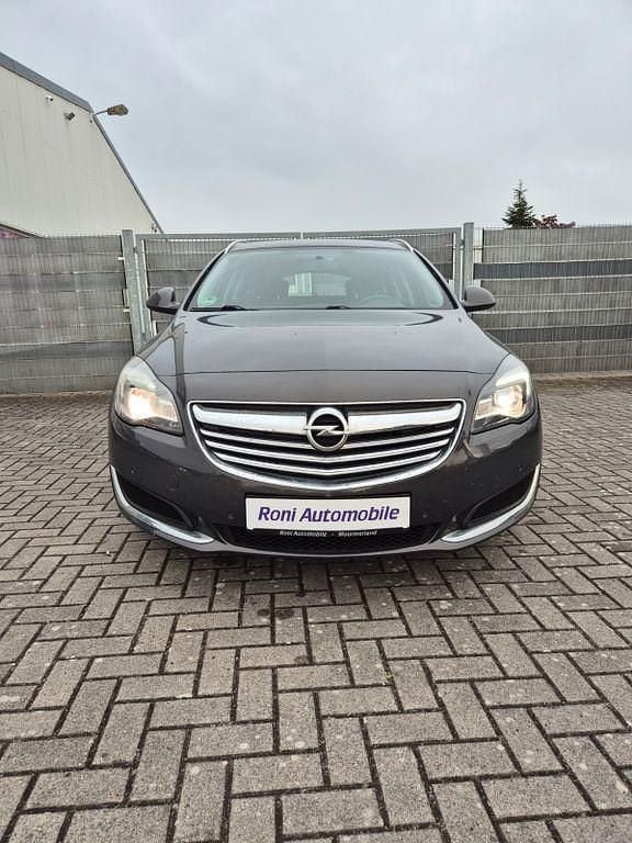 Gebraucht Opel Insignia Business Edition 140 PS (102 kW) 2014 Grau Kombi