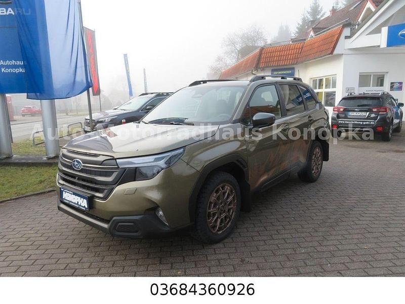 Neu Subaru Forester Exclusive+ 136 PS (100 kW) 2026 Grün SUV
