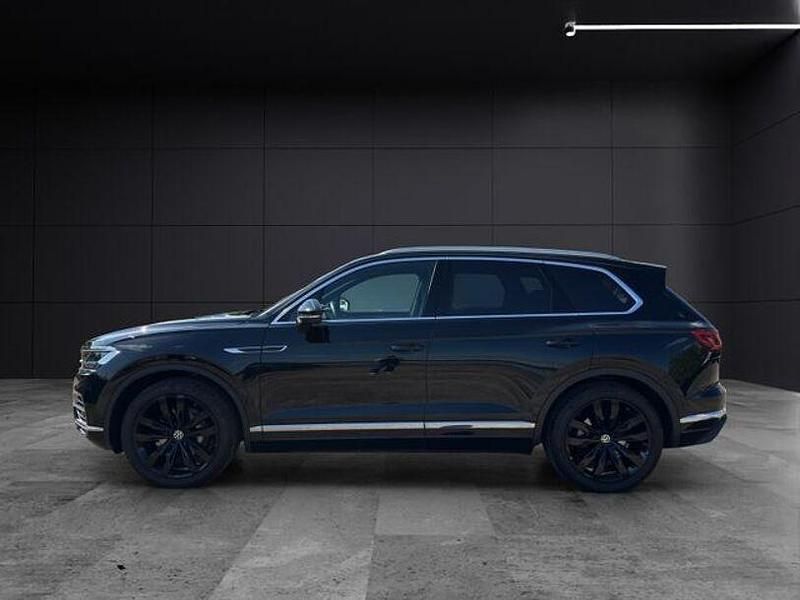 Gebraucht VW Touareg Elegance 231 PS (169 kW) 2023 Schwarz SUV