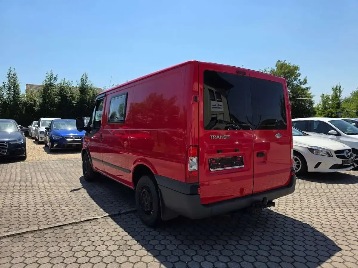 Gebraucht Ford Transit Trend 86 PS (63 kW) 2010 Rot Pickup