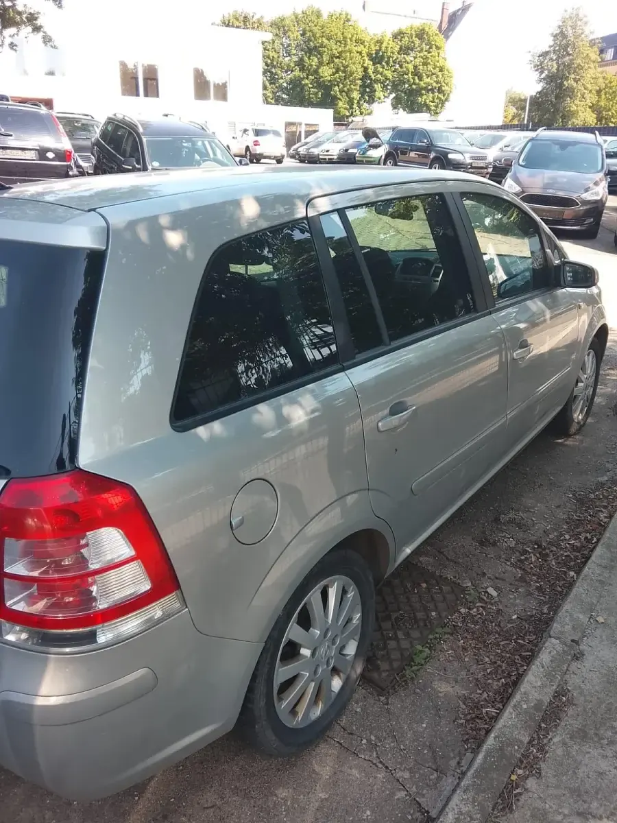Gebraucht Opel Zafira 2005 Beige Van / Kleinbus