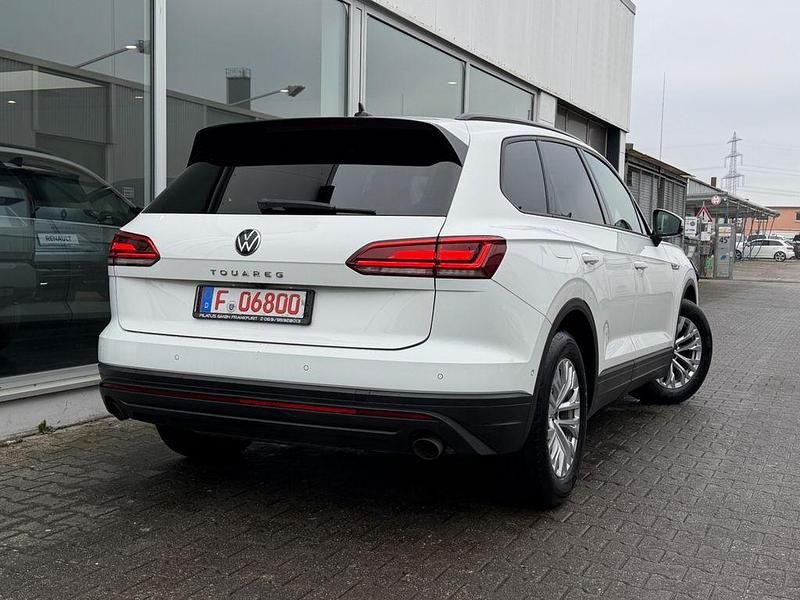 Gebraucht VW Touareg Basis 231 PS (169 kW) 2020 Weiß SUV