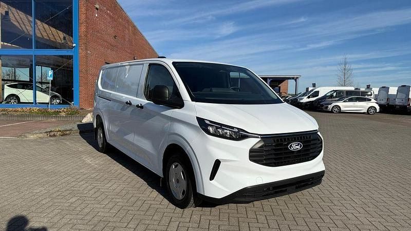 Gebraucht Ford Transit 136 PS (100 kW) 2024 Weiß Limousine