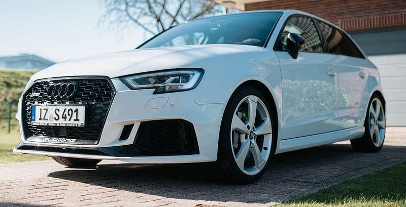 Gebraucht Audi RS3 Exclusive 460 PS (338 kW) 2017 Weiß Limousine