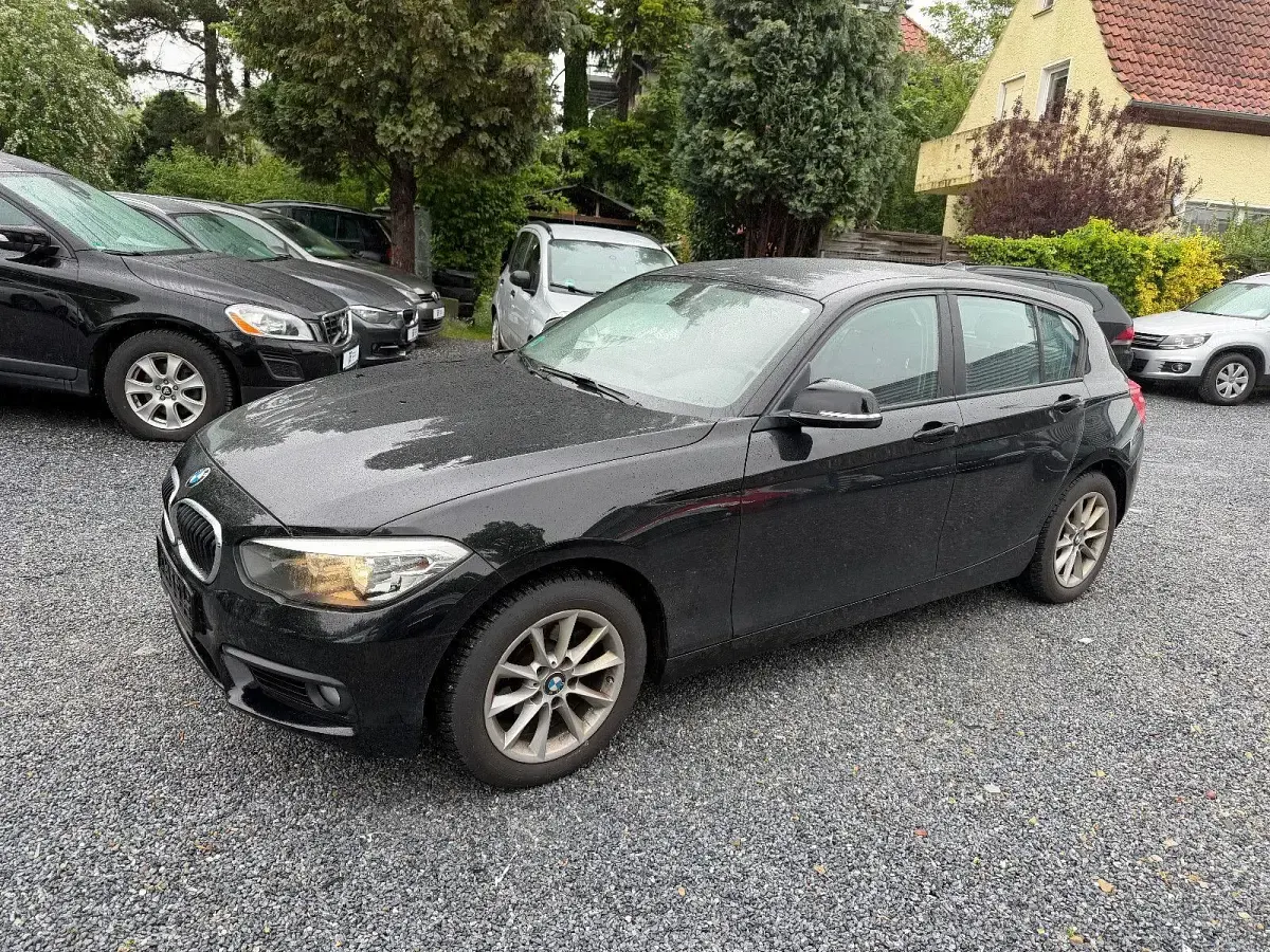 Gebraucht BMW 116 Advantage 109 PS (80 kW) 2016 Schwarz Kleinwagen