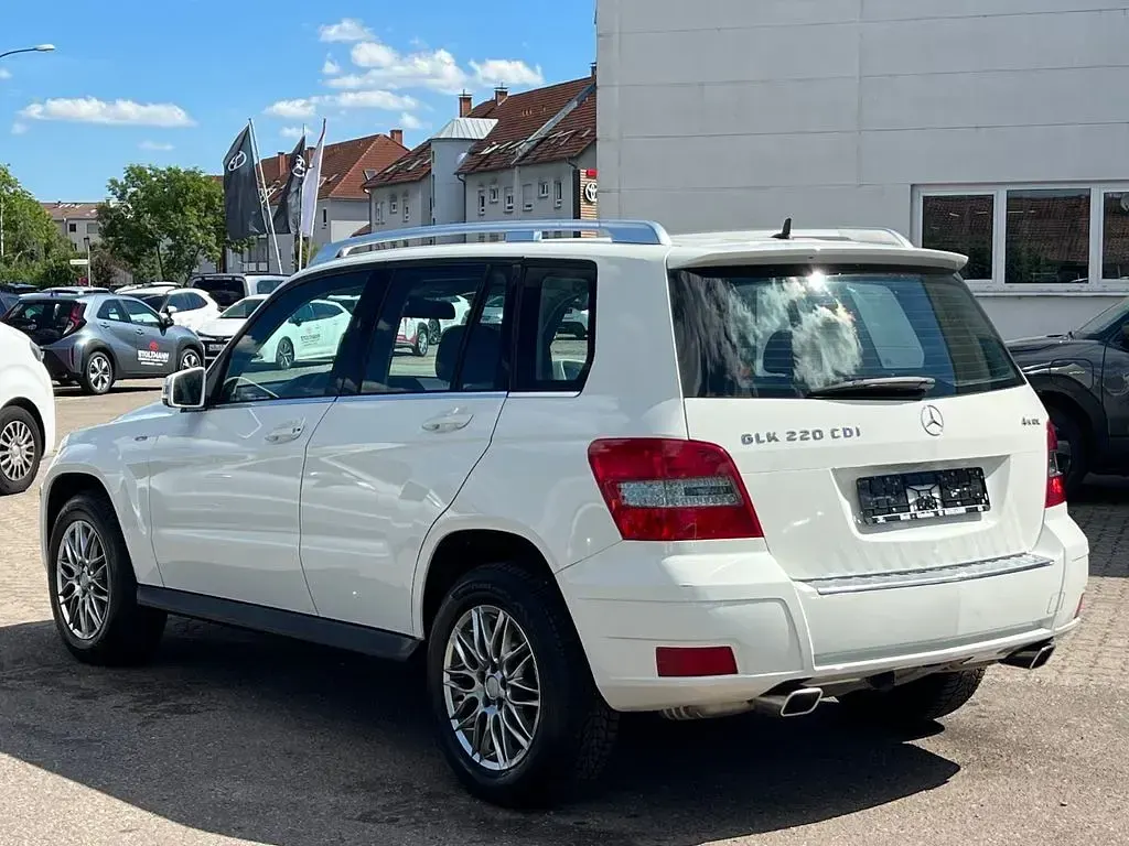 Gebraucht Mercedes GLK220 170 PS (125 kW) 2010 Weiß SUV